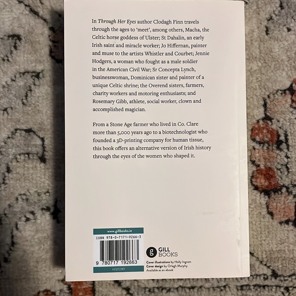 Book Called Through Her Eyes A New History of Ireland in 21 Women - Picture 3 of 5